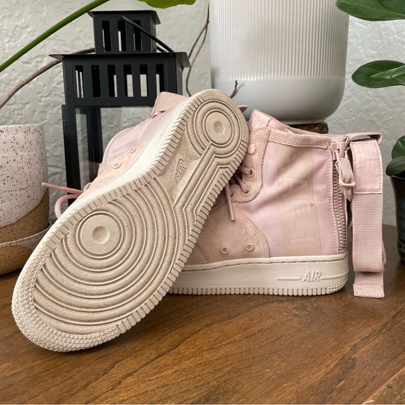 Nike Light Pink High Top Air Force 1’s size 7 - Picture 4 of 8